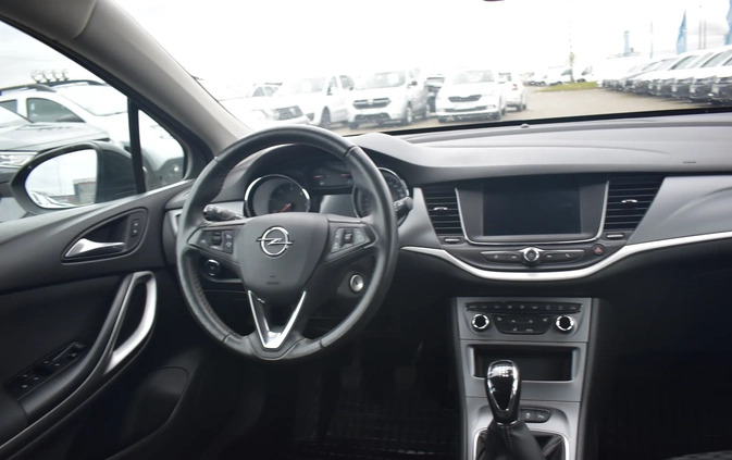 Opel Astra cena 47000 przebieg: 178686, rok produkcji 2020 z Szamotuły małe 596